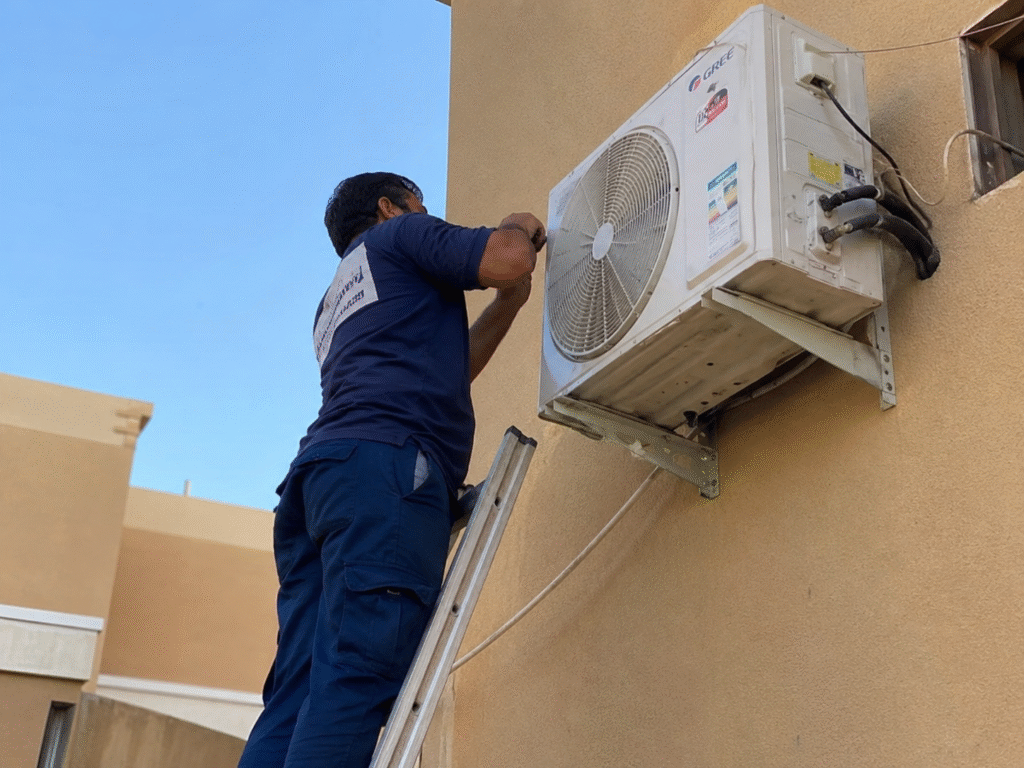 فني مكيفات اسبليت بالدرعية